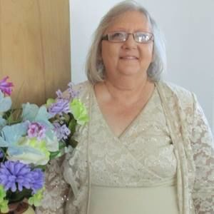 Meet your Posher, Becky